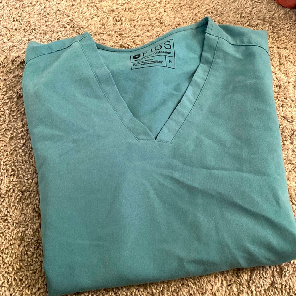 Figs medium hydrogreen scrub top Casma